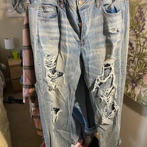 American Eagle Tomgirl Jeans